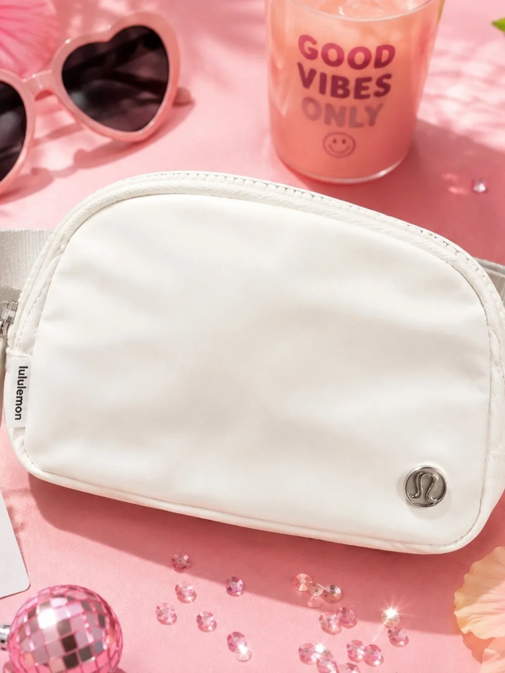 Lululemon Everywhere Belt Bag 1L White Silver NWT
